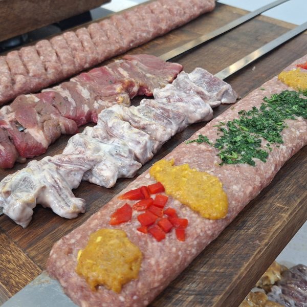 آموزش دوره کباب زنی و تخته کار در اصفهان