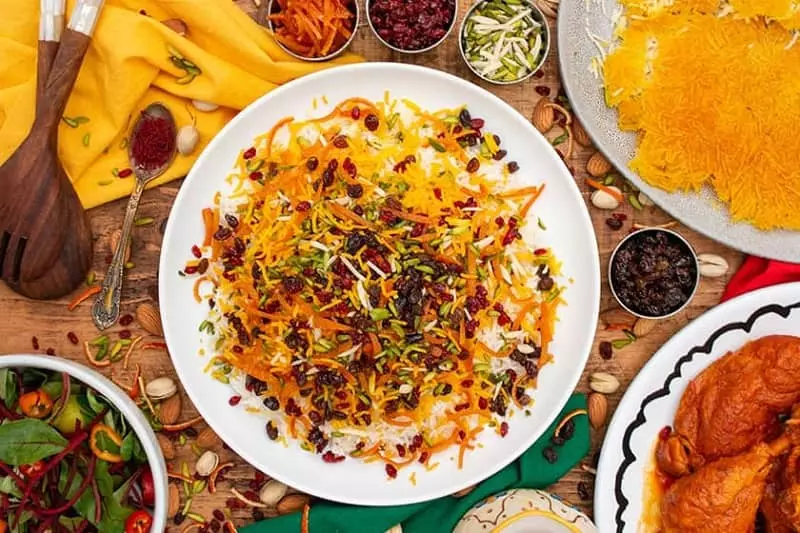 آموزش انواع غذاهای ایرانی و ملل در اصفهان